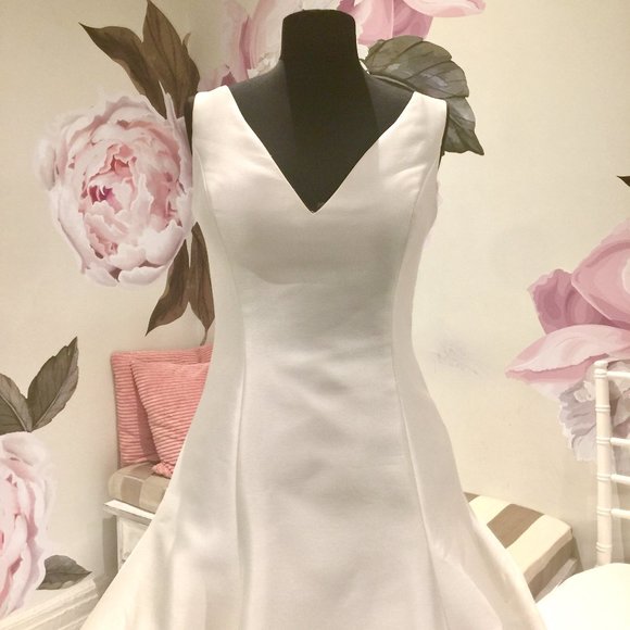 PLUS SIZE SAN PATRICK WEDDING GOWN! - Picture 3 of 8